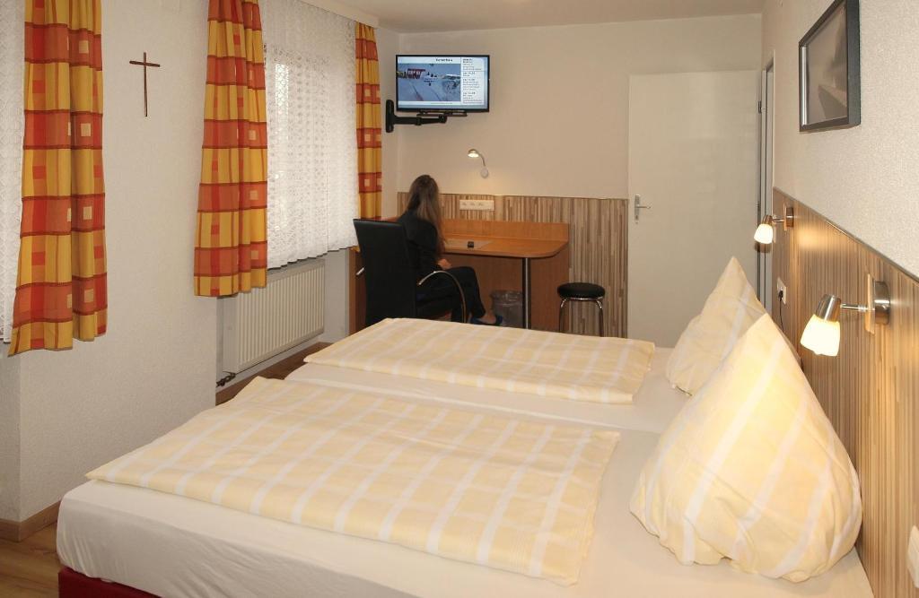 Hotel Krone Stuehlingen - Das Tor Zum Suedschwarzwald المظهر الخارجي الصورة