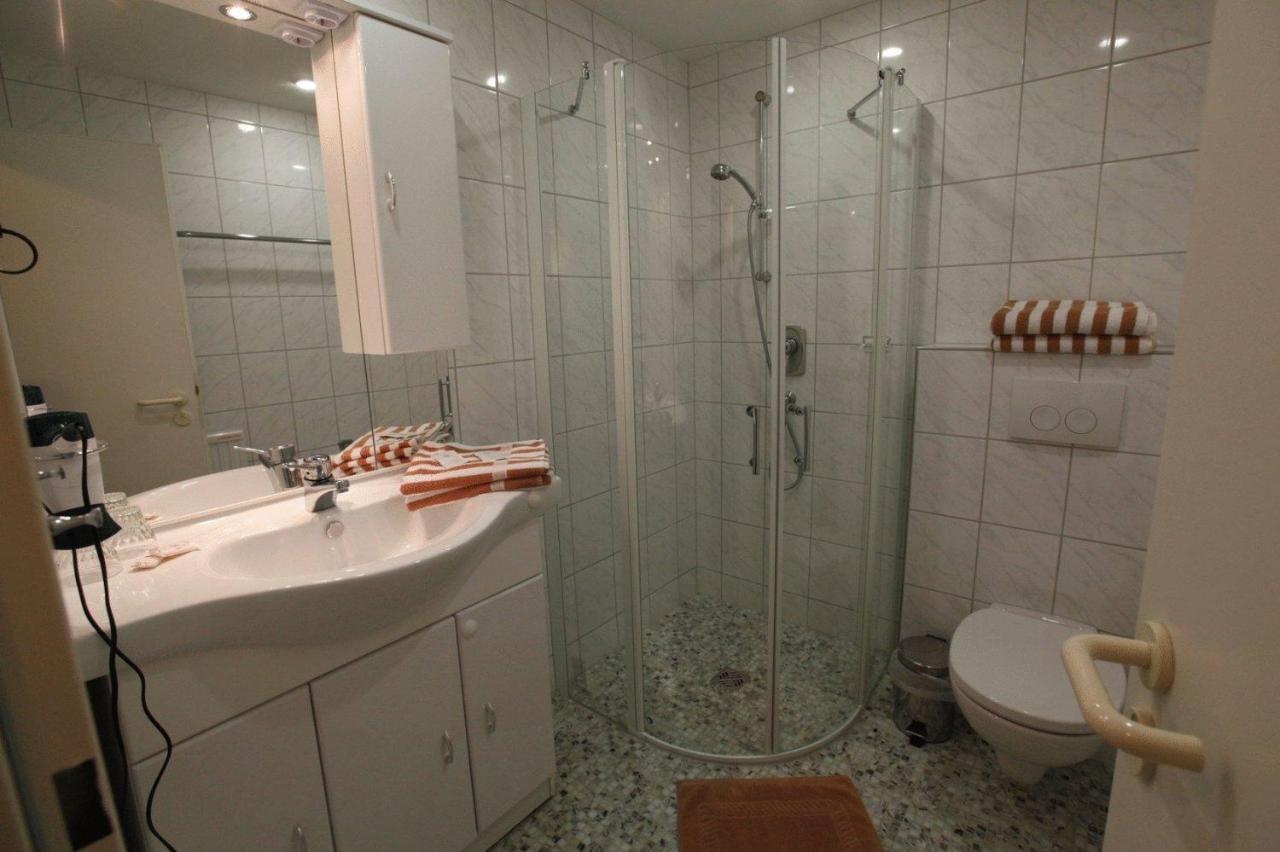 Hotel Krone Stuehlingen - Das Tor Zum Suedschwarzwald الغرفة الصورة